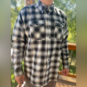 Dixxon Flannel Company - Heritage Flannel - Gently Used - SZ L | White and Black